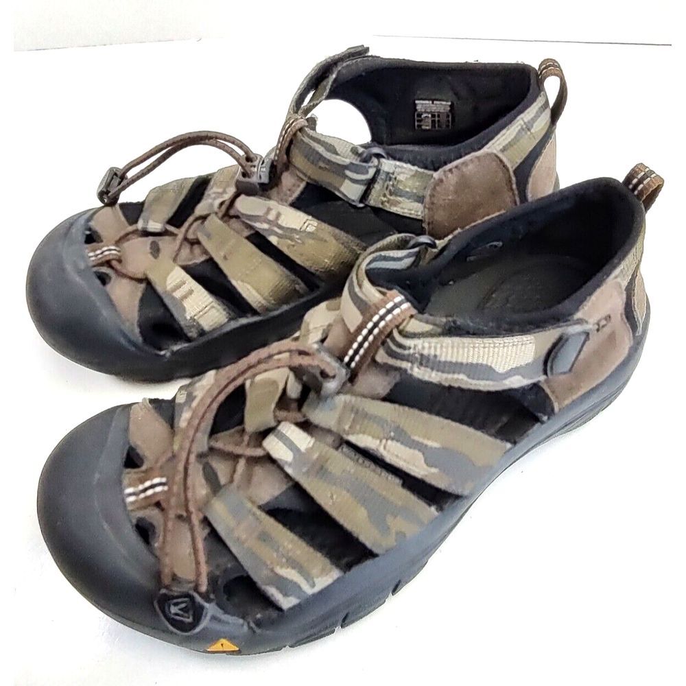 Keen Newport Hiking Sport Sandals Size 4 Green Camo 1014988‎